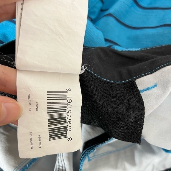 Quiksilver Amphibian Mens size 36 Shorts Swim Trunks Blue Stripe Stretch - Picture 8 of 13